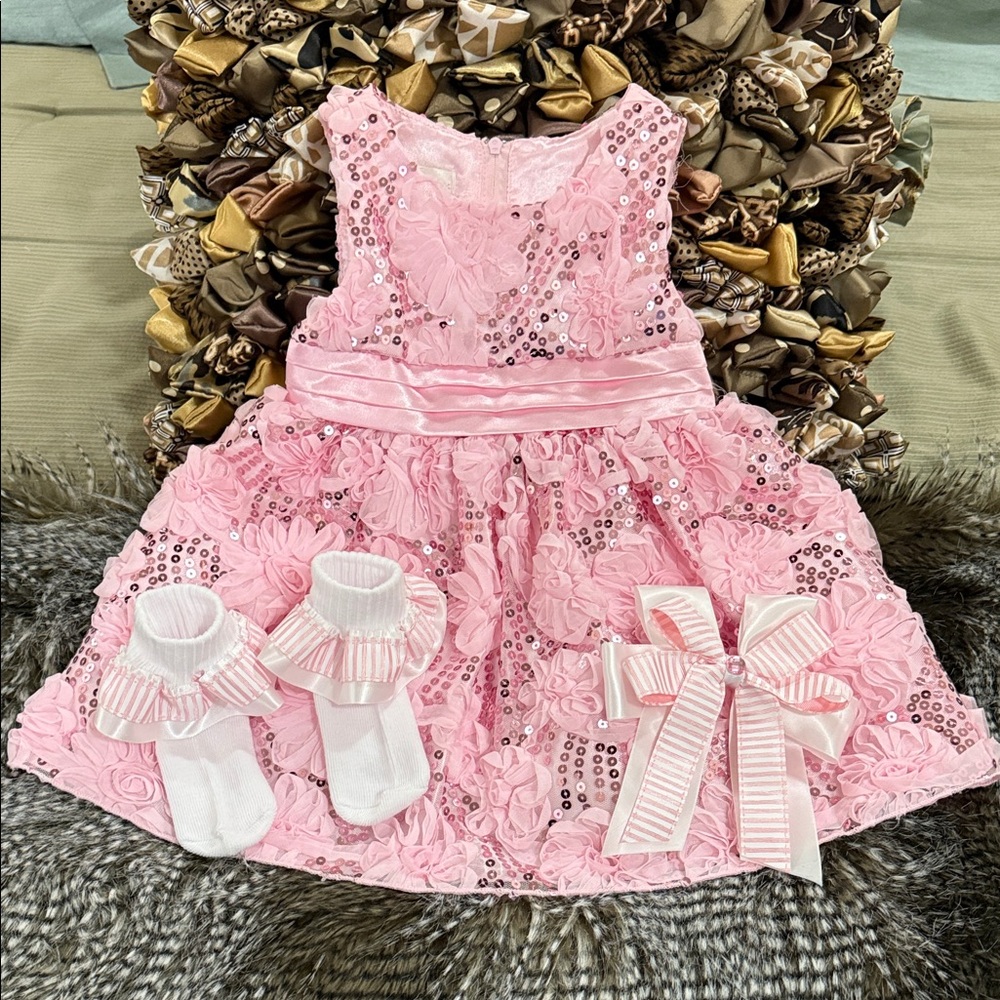 American Princess kids dress size 24 months & socks & bow price is firm